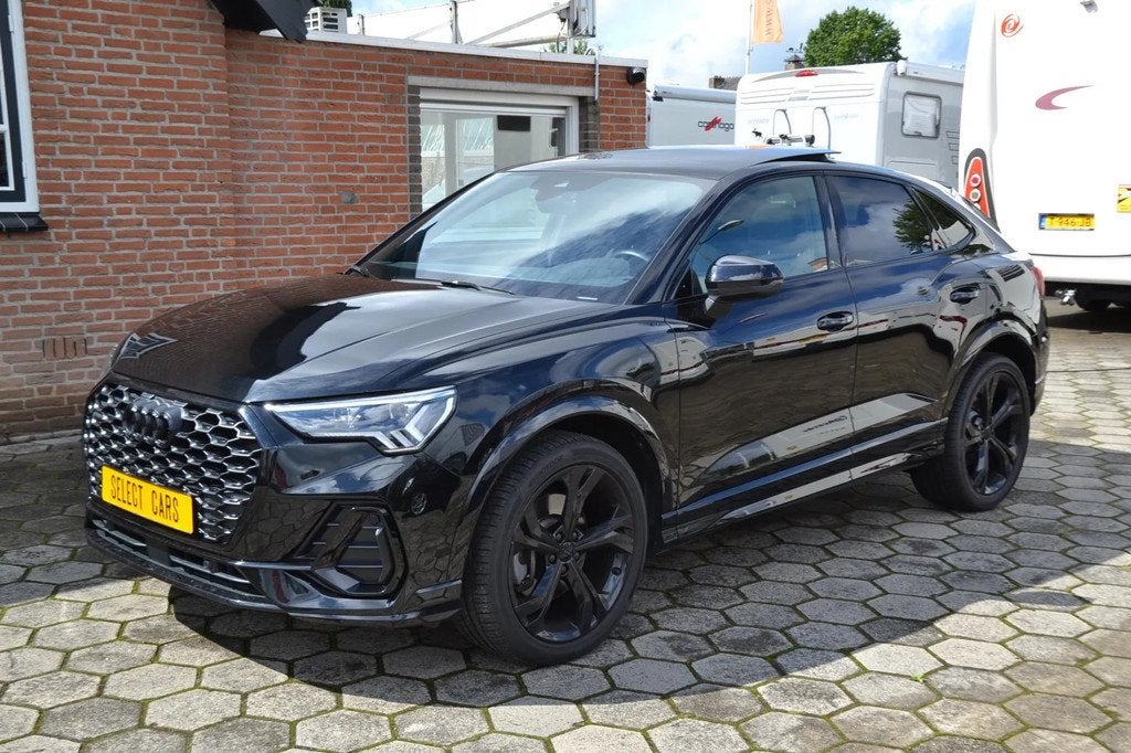 Audi Q3 Sportback 45 TFSI Quattro S Edition One - Black-Line, Gebruikt, Zwart, 4 cilinders, 1984 cc