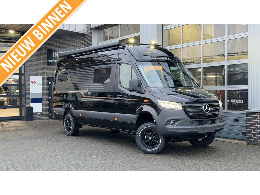 Adria Super-Twin 700 SGX Mercedes-Benz 4x4, Automaat, Buscamper of Camperbus, Tot en met 2, Diesel