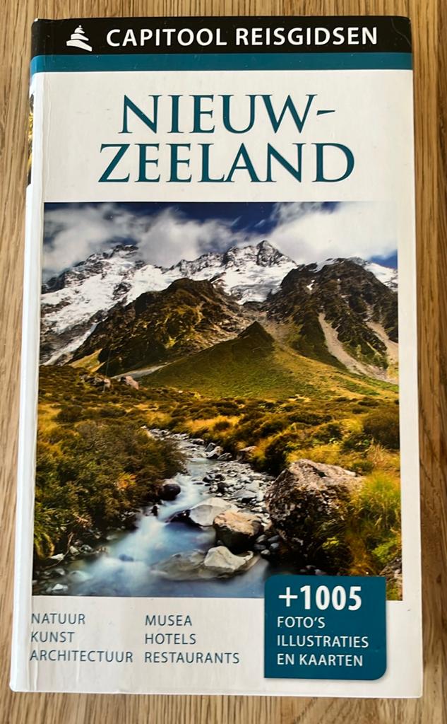 Capitool gids Nieuw Zeeland, Capitool, Zo goed als nieuw, Reisgids of -boek, Australië en Nieuw-Zeeland