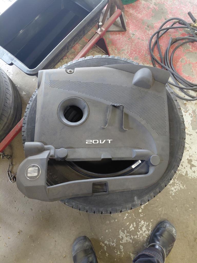 Seat 1.8 20vt motorkap compleet met steun (2002-2008), Ophalen of Verzenden, Gereviseerd, Seat