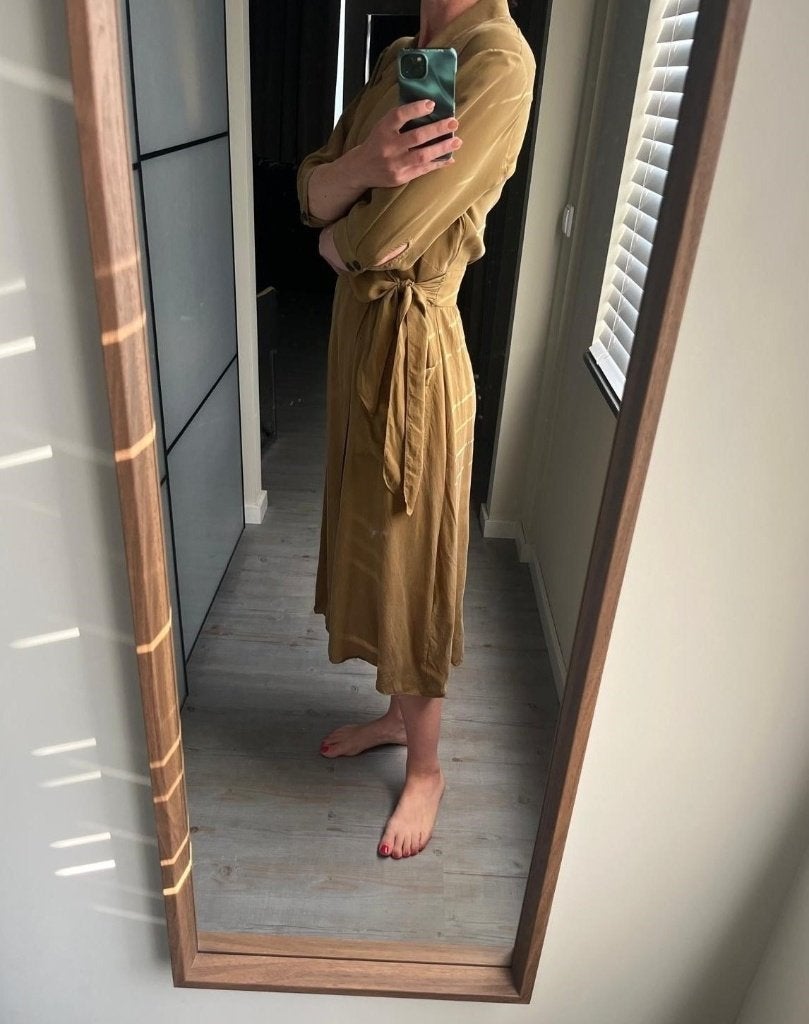 BA&SH camel kleurige Midi jurk maat S (maat 1), Kleding | Dames, Jurken, Bruin, Verzenden, Zo goed als nieuw, Ba&sh