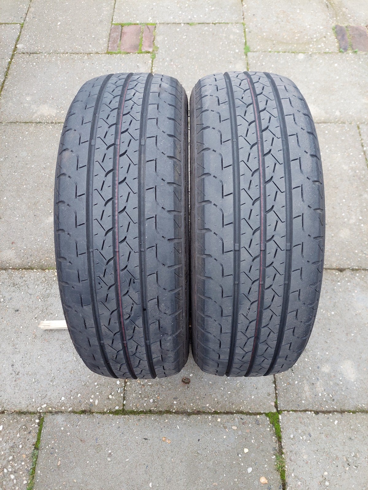 2x Gebruikte Bridgestone Duravis R660 (195/60/R16C) €37,50, Ophalen