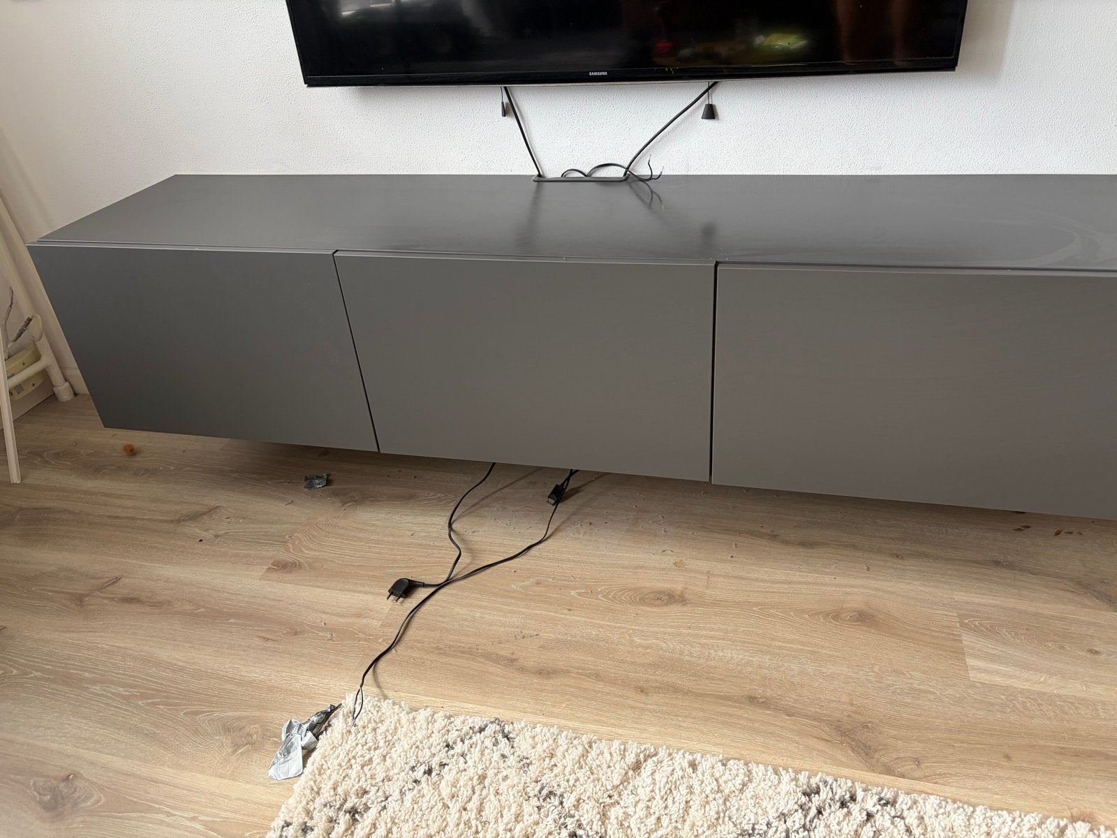 Moderne zwevende tv-meubel.(OPHALEN 3 OKTOBER IN DE OCHTEND), Ophalen, Overige materialen, Gebruikt, 200 cm of meer