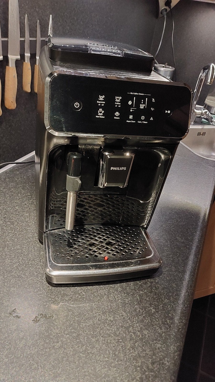 Nette Philips koffiemachine EP2221, Ophalen, Koffiemachine, Koffiebonen, Zo goed als nieuw