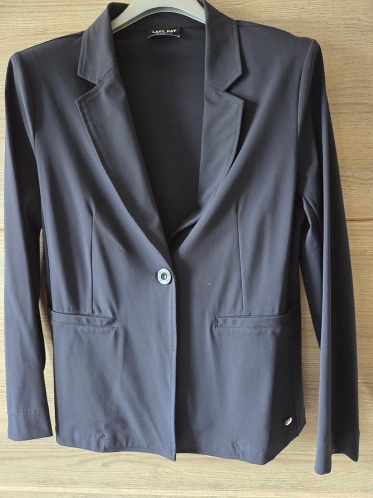 Lady Day, xxl. Prachtige blazer in mooie travelstof., Ophalen of Verzenden, Zo goed als nieuw, Maat 46/48 (XL) of groter, Blauw