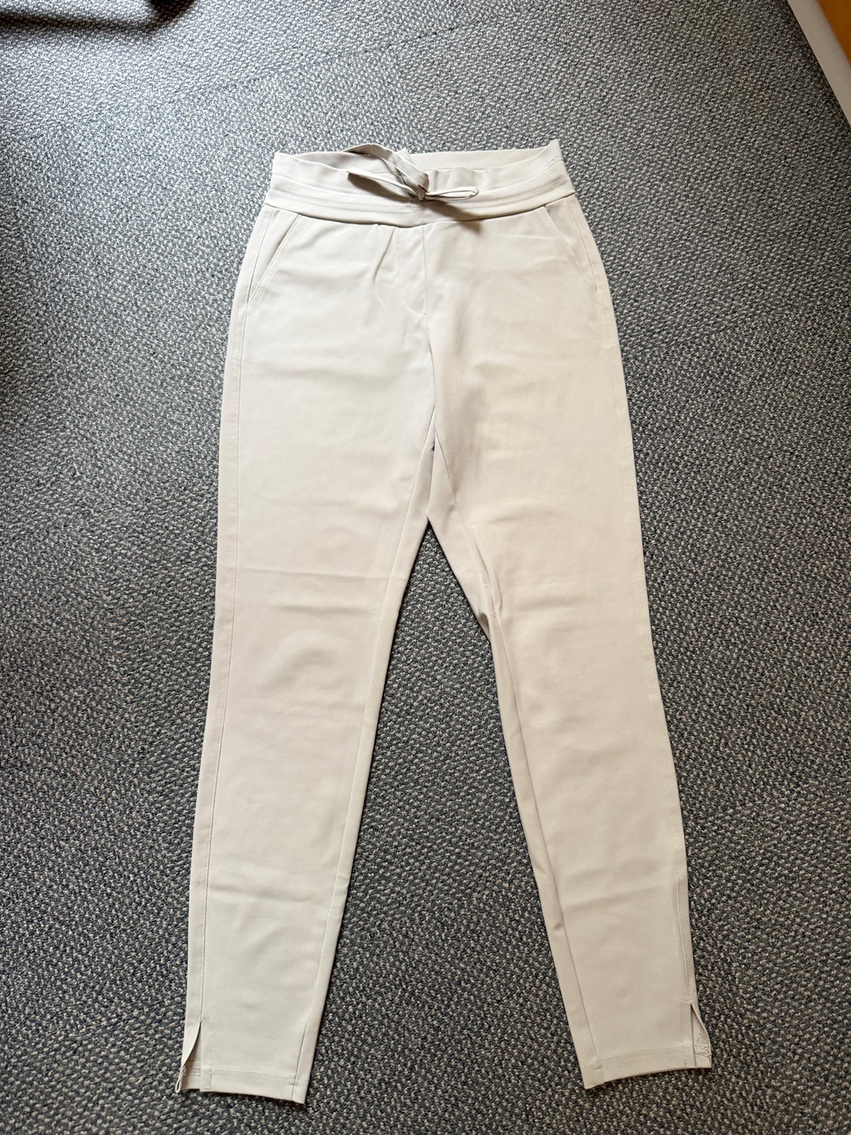 Studio Anneloes bonded broek smalle pijpen maat S, Studio Anneloes, Beige, Ophalen of Verzenden, Zo goed als nieuw