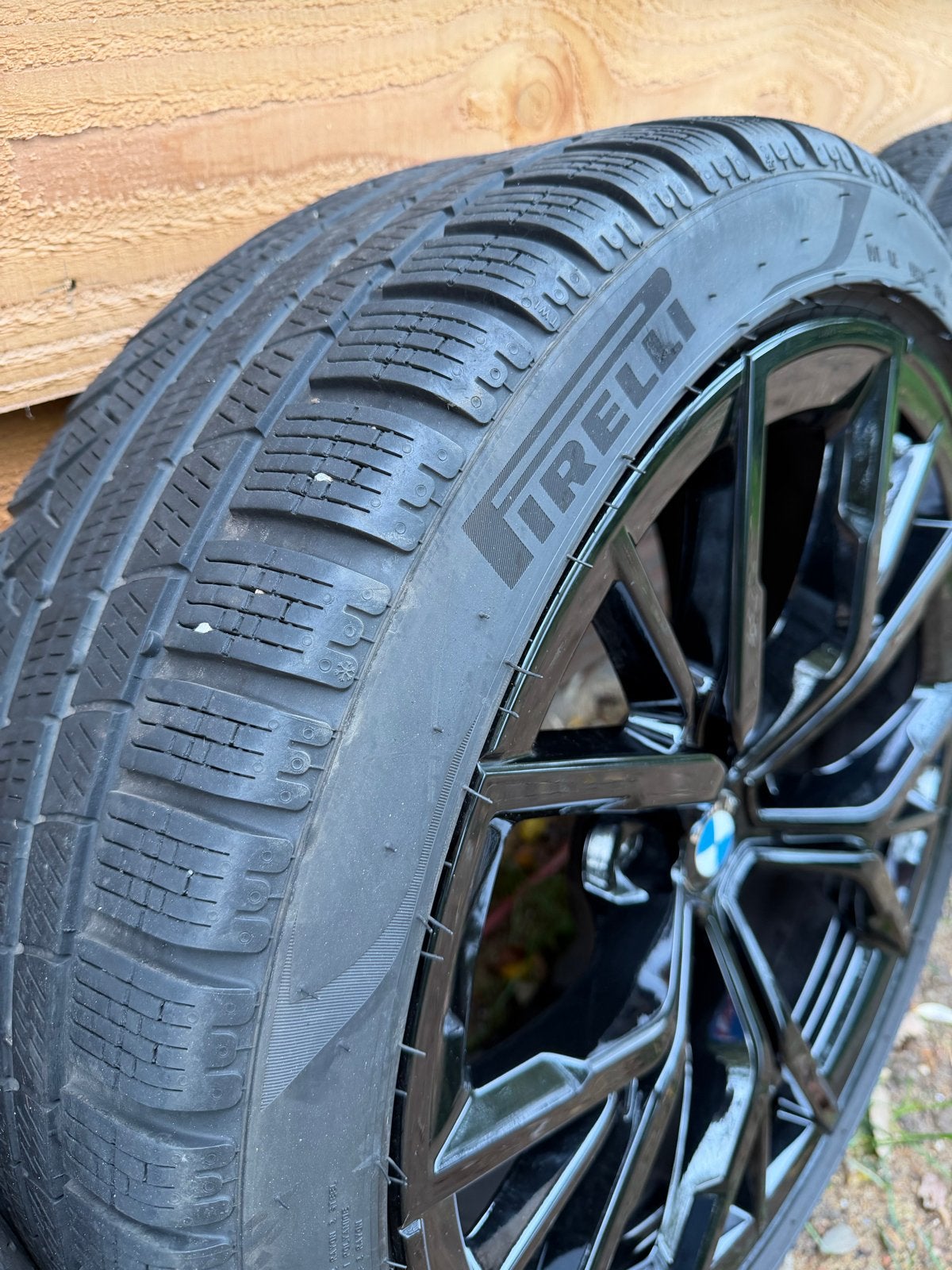 19 inch orig BMW 845 velgen met Pirelli P zero winterbanden, Banden en Velgen, Winterbanden, Personenwagen, Ophalen