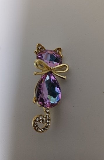 Goudkleurige broche kat roze stenen, Verzenden, Nieuw, Roze, Overige materialen