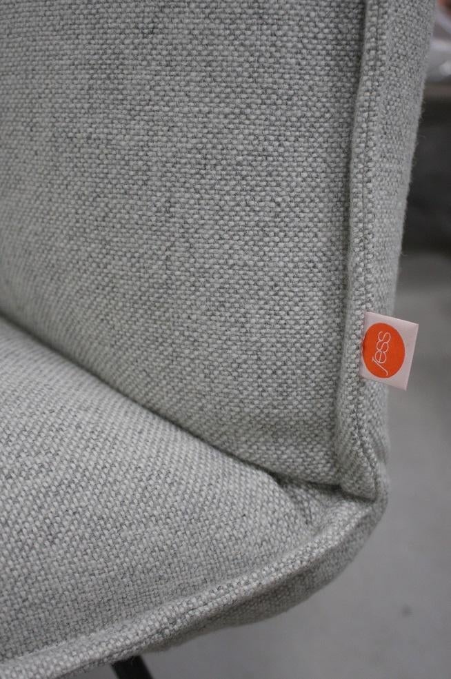 Luxe aparte hoge eetkamerbank Vidar Jess design wachtruimte, Ophalen, Zo goed als nieuw, Stof, Drie