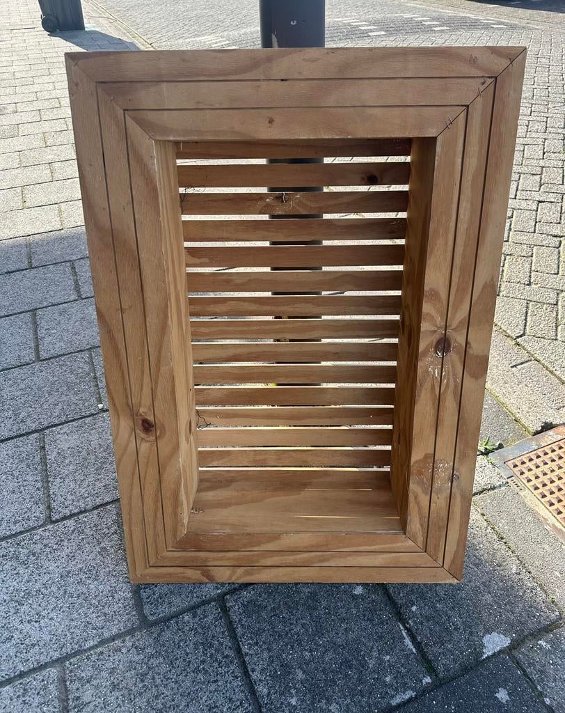 Houten plantenbak / houten kist ter decoratie - drie stuks, Huis en Inrichting, Woonaccessoires | Kisten, Ophalen, Zo goed als nieuw