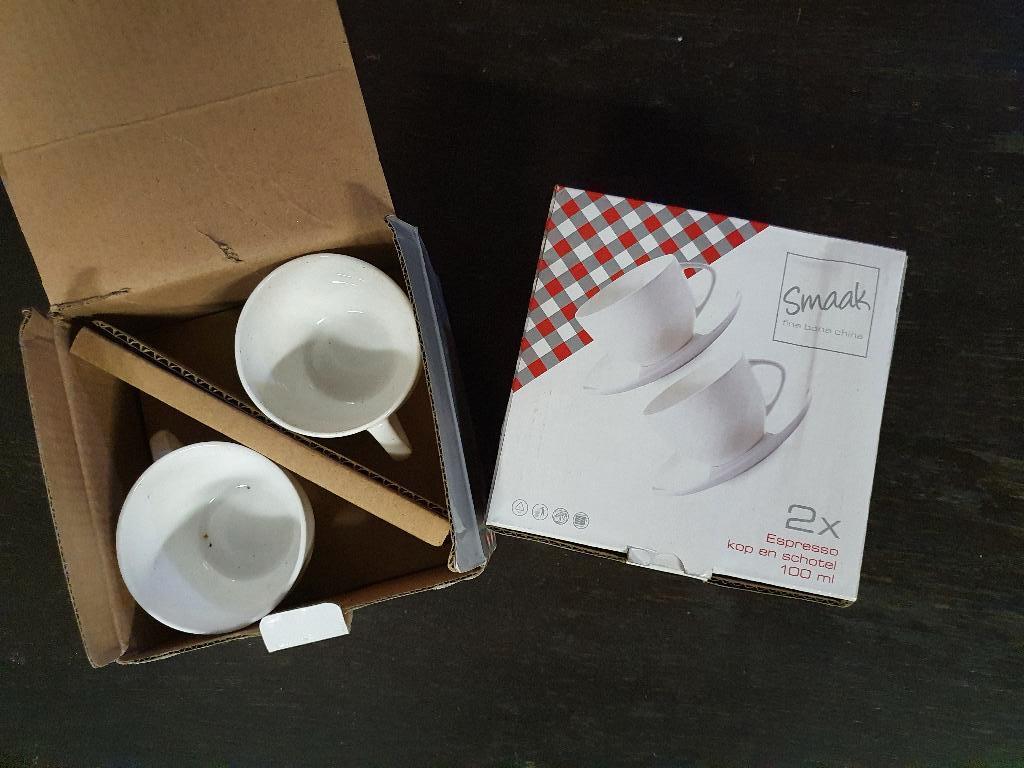 Espresso kopjes 4 stuks, Huis en Inrichting, Ophalen of Verzenden, Nieuw, Overige stijlen, Kop(pen) en/of Schotel(s)