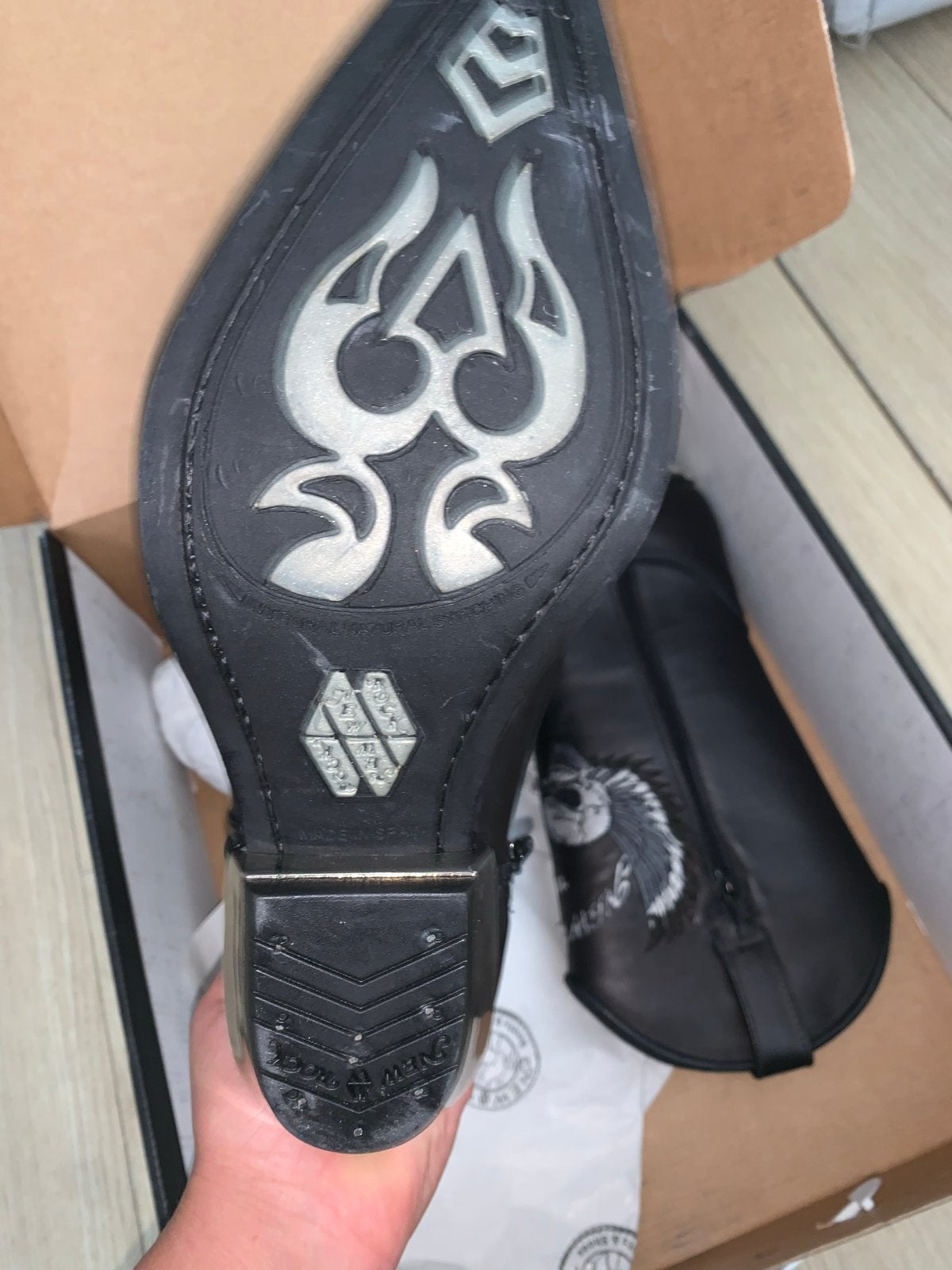 New Rock Boots - Zwart met doodskop en vleugels - Maat 41, Ophalen of Verzenden, Zo goed als nieuw, Zwart, Boots