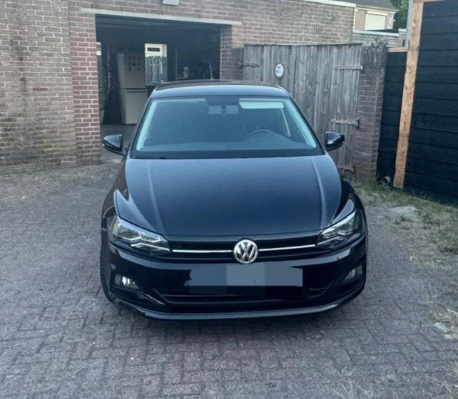 Volkswagen Polo 1.0 TSI 95pk 2019 Zwart, Auto's, Volkswagen, Voorwielaandrijving, 40 €/maand, Zwart, Alcantara