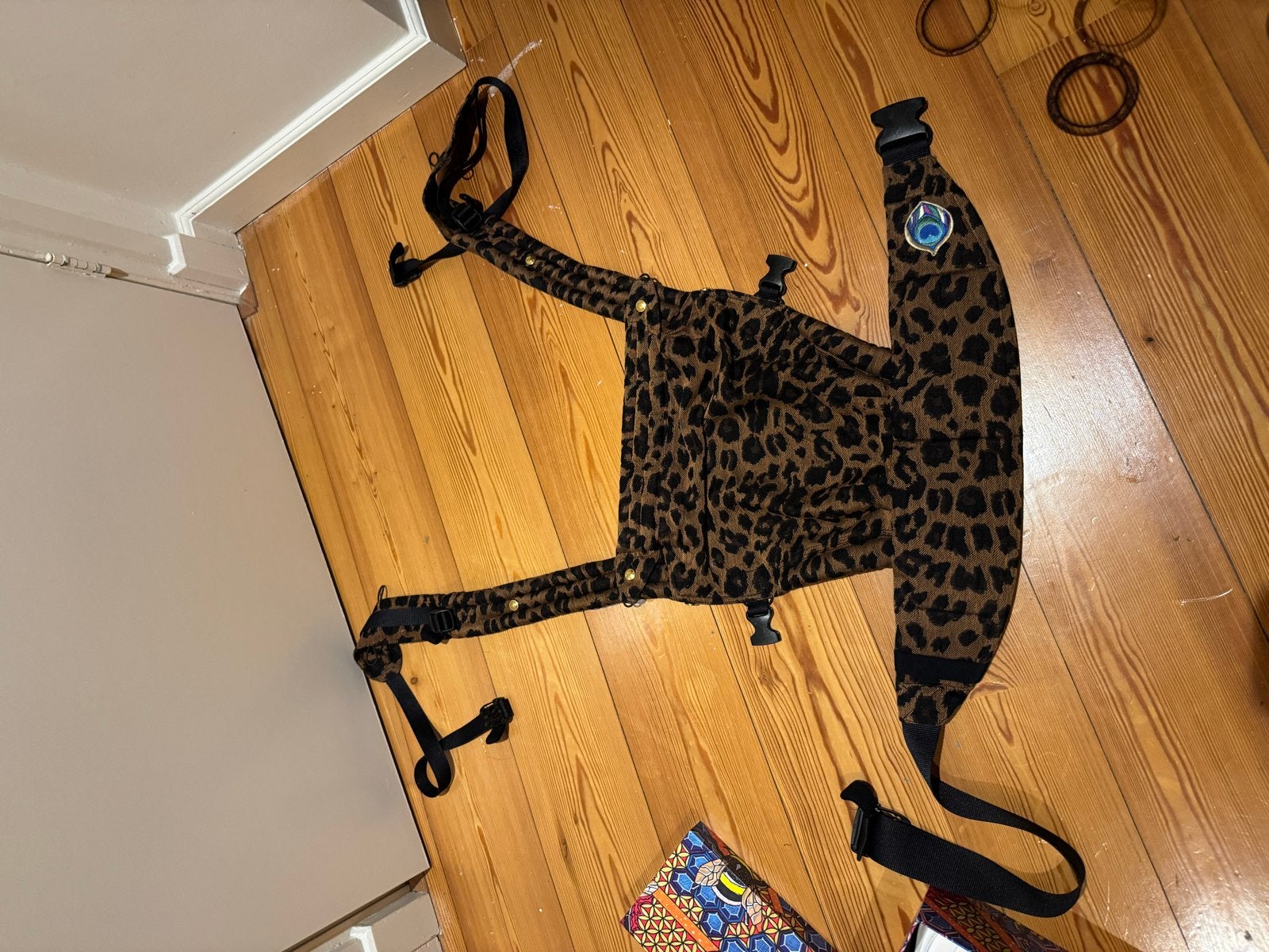 Artipoppe Zeitgeist Leopard Classic draagzak - zgan, Overige merken, Ophalen of Verzenden, Zo goed als nieuw, Buik