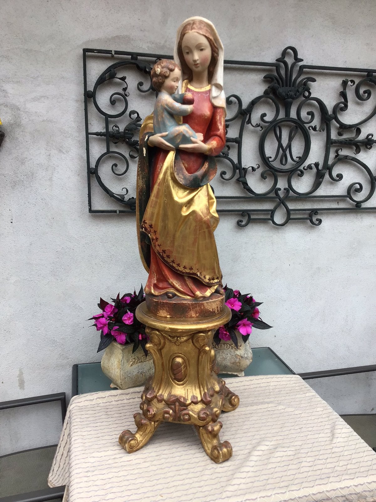 Antiek houten madonna op sokkel (barok), Antiek en Kunst, Ophalen of Verzenden