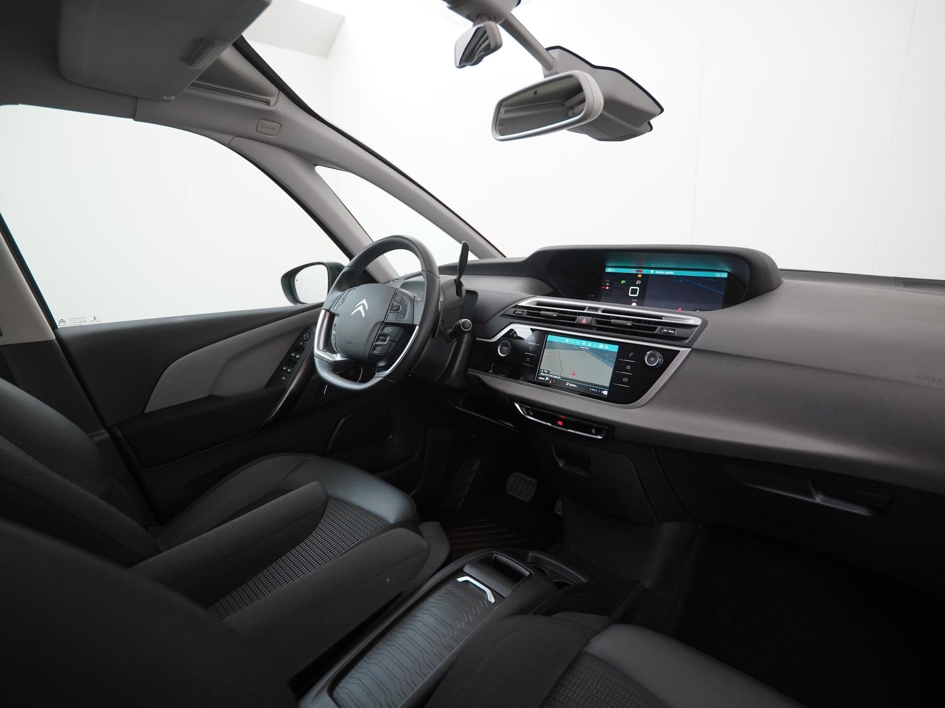 Citroen Grand C4 SpaceTourer 1.2 PureTech Shine Automaat | 7, 12 maanden, 15 km/l, Gebruikt, Euro 6