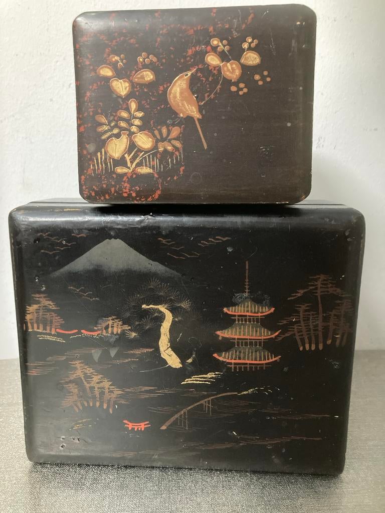 2 Oude Japanse Houten Geschilderde Doosjes, Antiek en Kunst, Ophalen of Verzenden