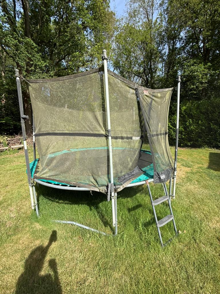 Berg Trampoline Favorit met Veiligheidsnet 3.80m, Ophalen, Zo goed als nieuw