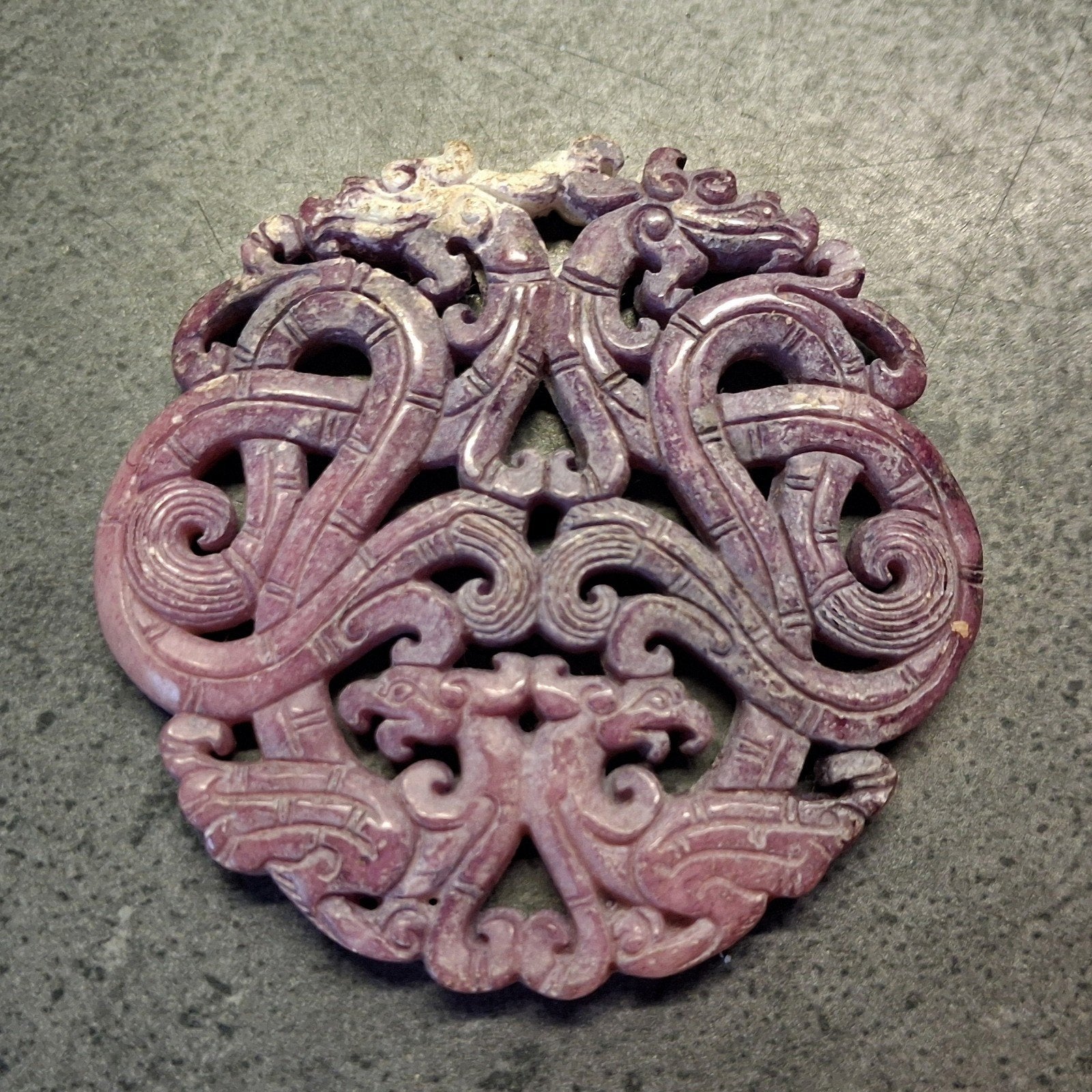 Chinees hanger van steen met draken  ( 5, Antiek en Kunst, Paars, China, Verzenden