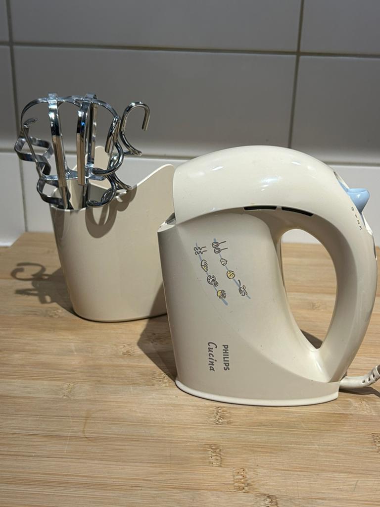 Philips Cucina Keukenmixer met drie soorten accessoires, Minder dan 1 liter, Ophalen of Verzenden, Zo goed als nieuw, 3 snelheden of meer