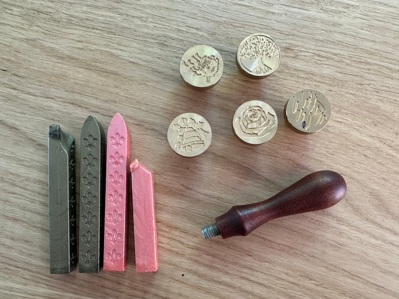 Wax stempels wax seal set, Ophalen of Verzenden, Zo goed als nieuw, Houten stempel