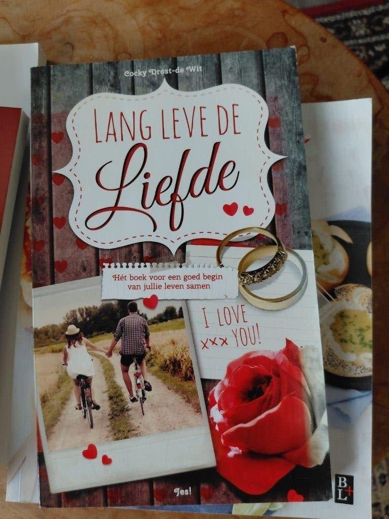 Lang leve de liefde boek Cocky Drost, Ophalen of Verzenden, Zo goed als nieuw, Cocky Drost