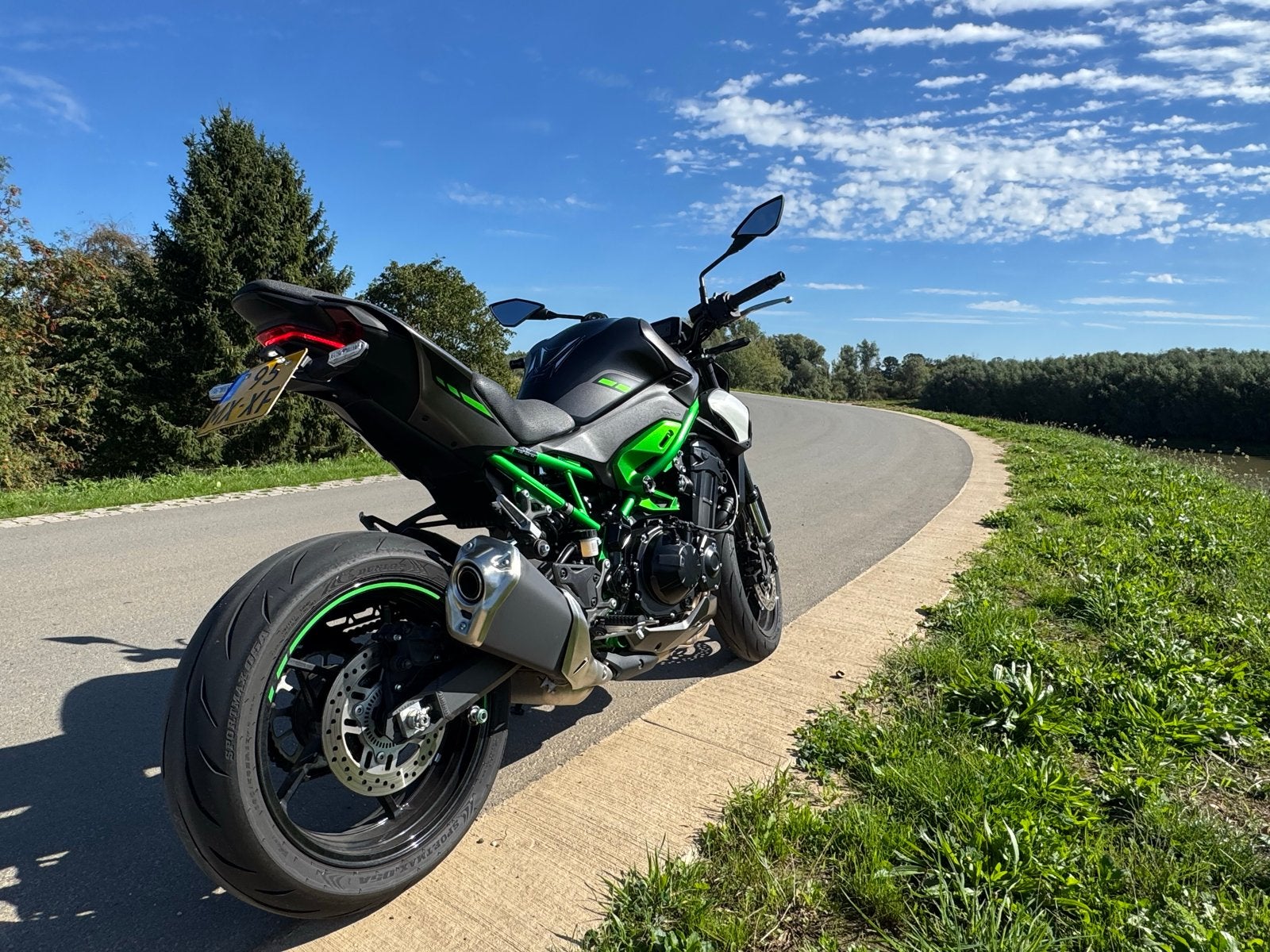 2025 Kawasaki Z900 ABS - 8886km+, Occasion, 4 cilinders, Motorrijbewijs A, 948 cc
