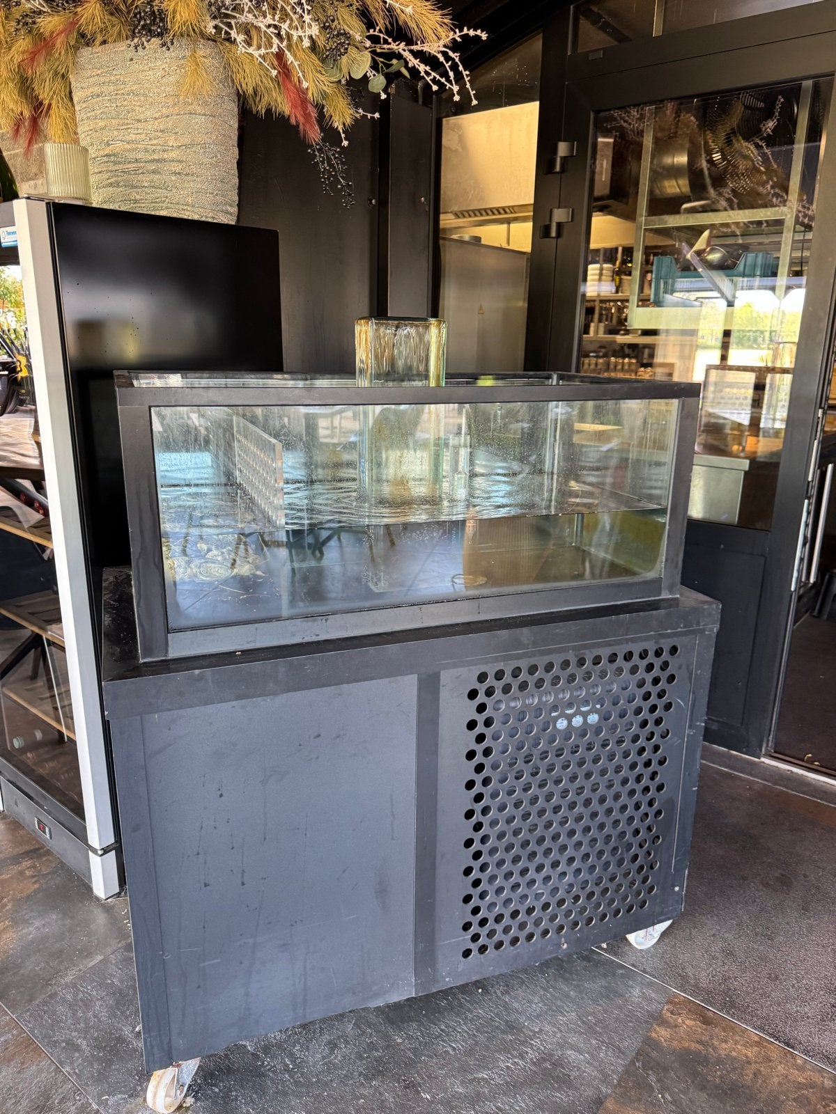 Homarium voor restaurant of viswinkel, Ophalen, Overige typen