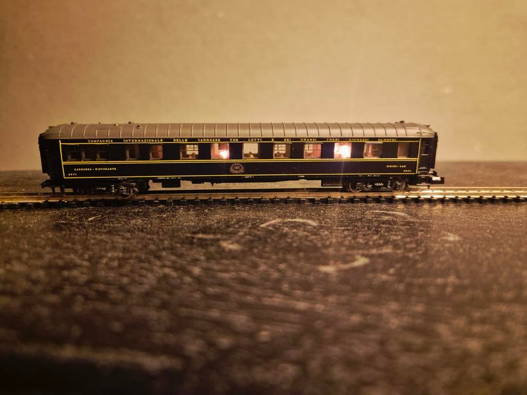 Rivarossi 9520 Personenrijtuig Orient Express CIWL N-spoor, Hobby en Vrije tijd, Modeltreinen | N-Spoor, Overige merken, Gebruikt