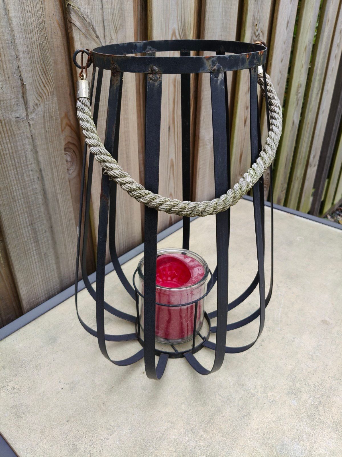 Zwarte metalen lantaarn met touw handvat, Ophalen of Verzenden, Gebruikt