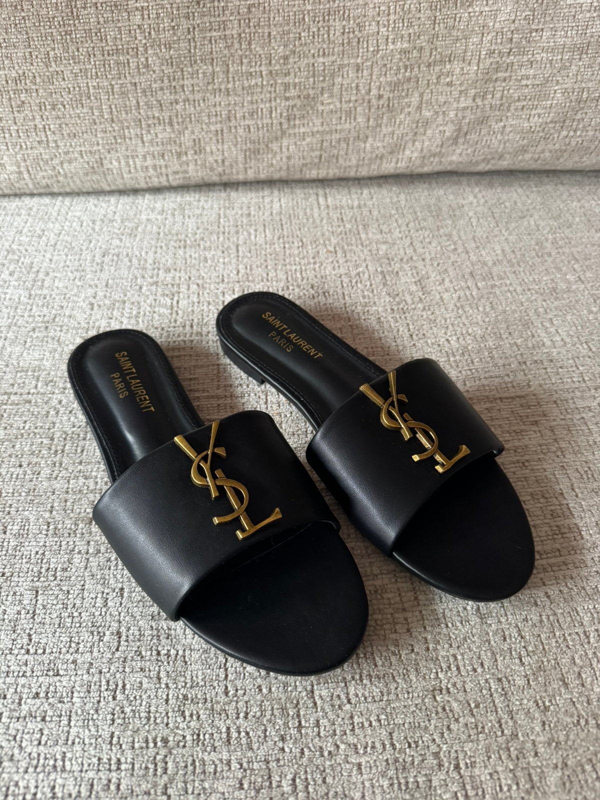 Leuke ysl slippers, Ophalen of Verzenden, Overige maten, Zwart