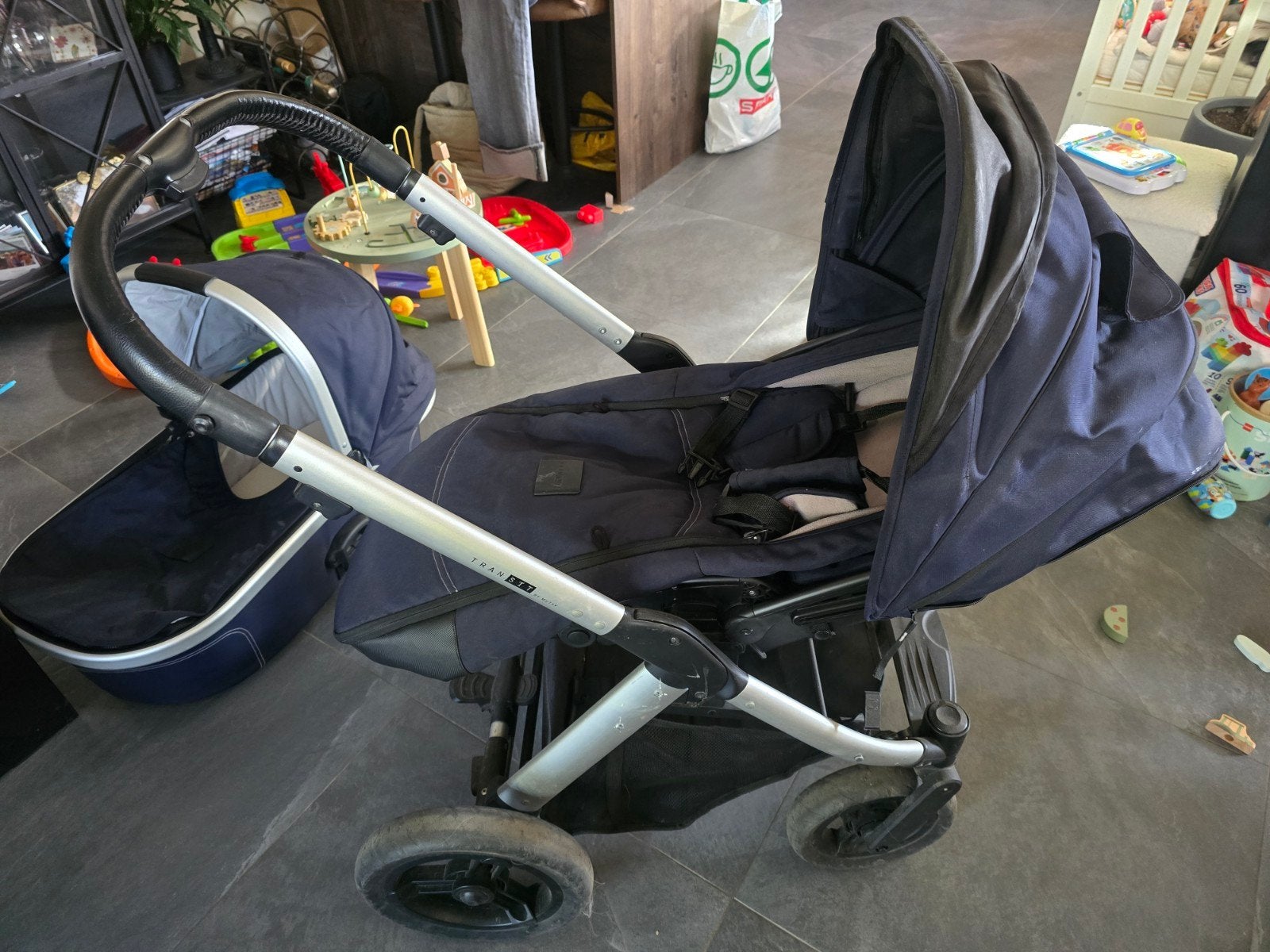 Mutsy Transit Kinderwagen met reiswieg - Goede staat, Ophalen, Gebruikt, Combiwagen, Met reiswieg