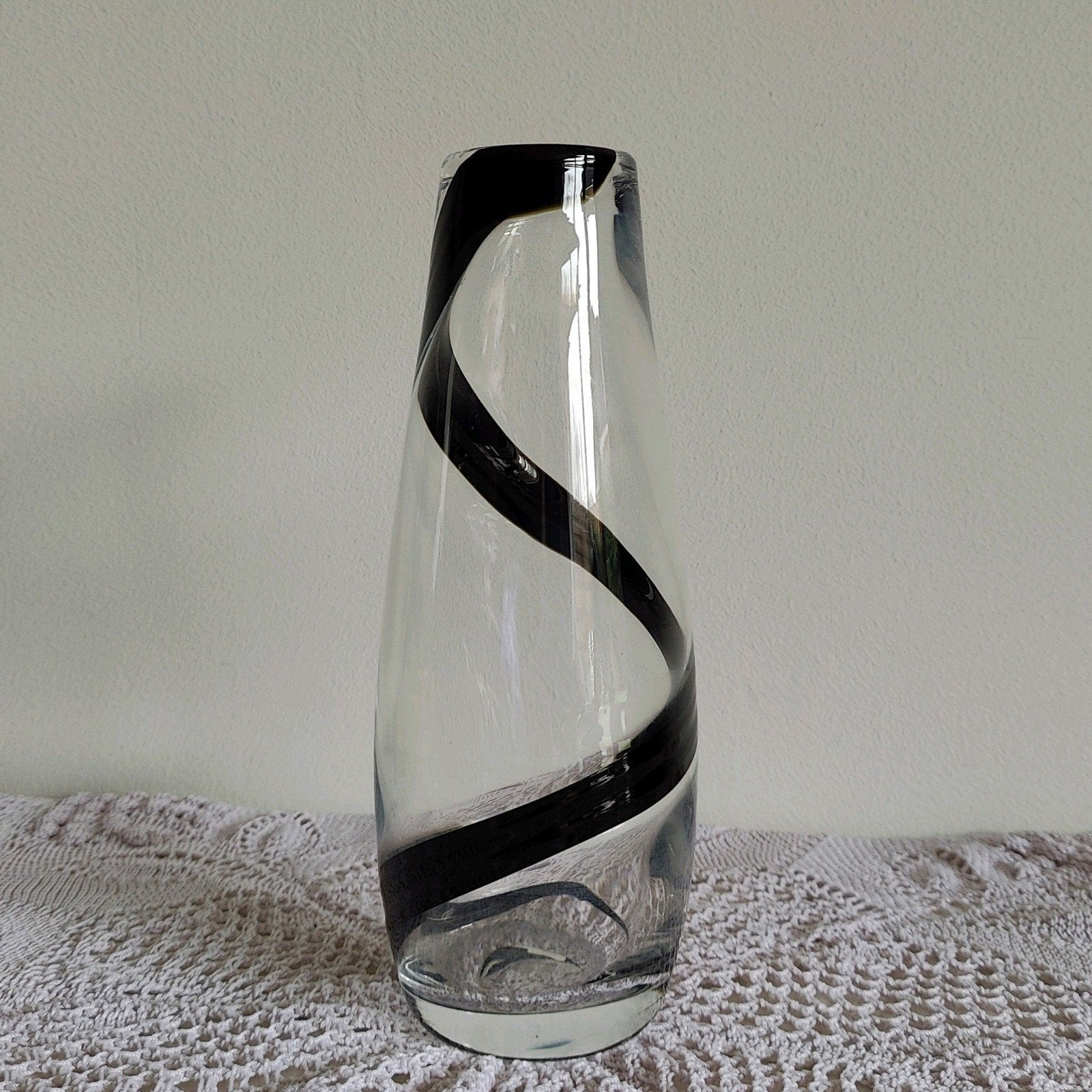 Glazen LSA design vaas zwart swirl spiraalpatroon vintage, Ophalen of Verzenden
