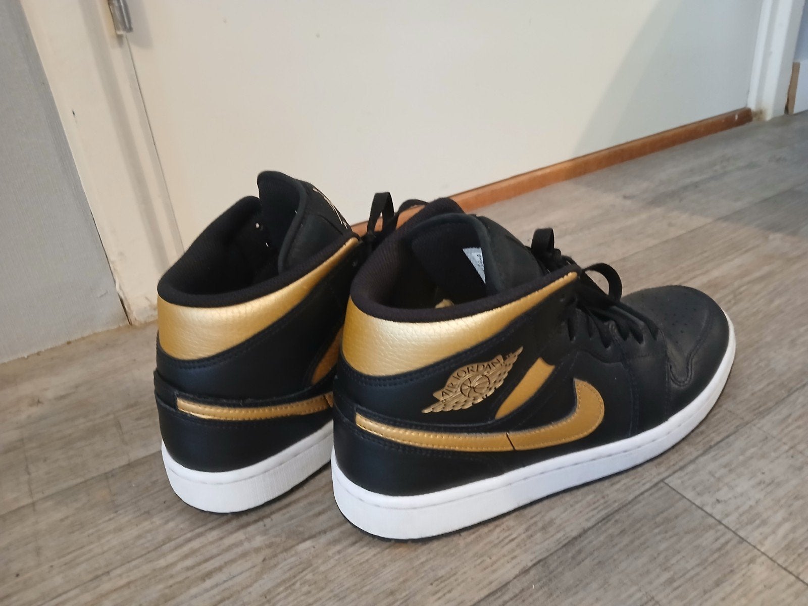 Nike air Jordan maat us 9..42.5., Kleding | Dames, Schoenen, Ophalen of Verzenden, Nieuw