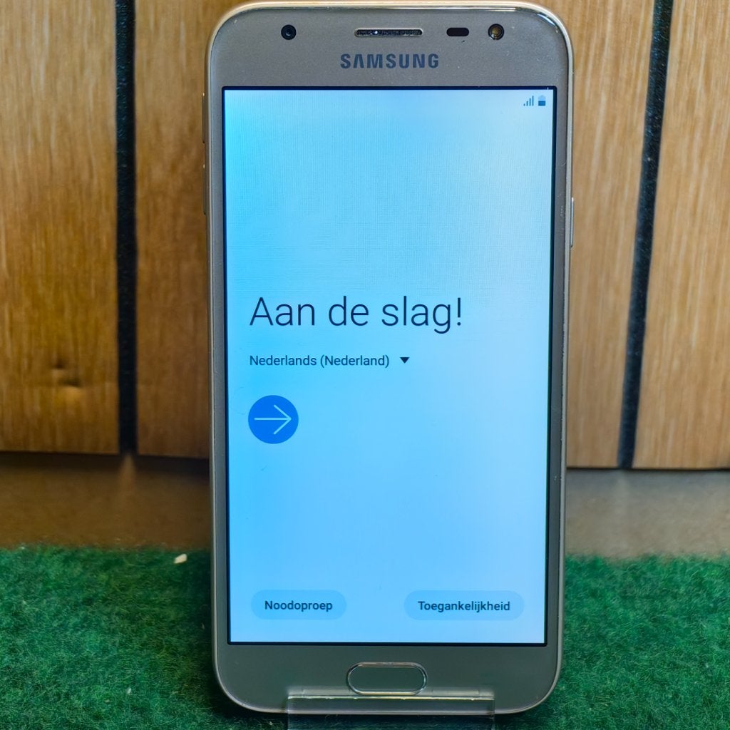Samsung Galaxy J3 16GB Android 7 - In Nette Staat, Samsung, Gebruikt, Support@Samsung.com, 129, Samsung-ro, Yeongtong-gu
Suwon-si, Gyeonggi-do 16677
South Korea