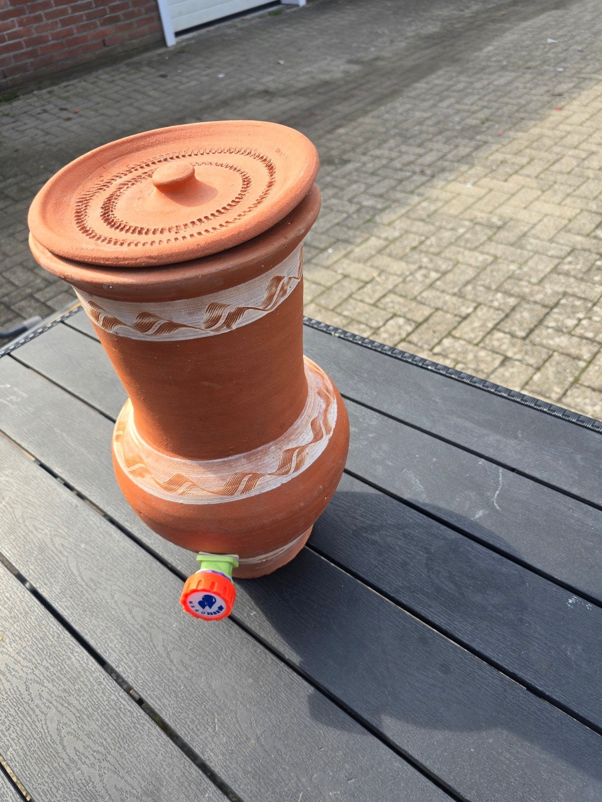 Aardewerken dispenser met kraantje, Antiek en Kunst, Ophalen of Verzenden