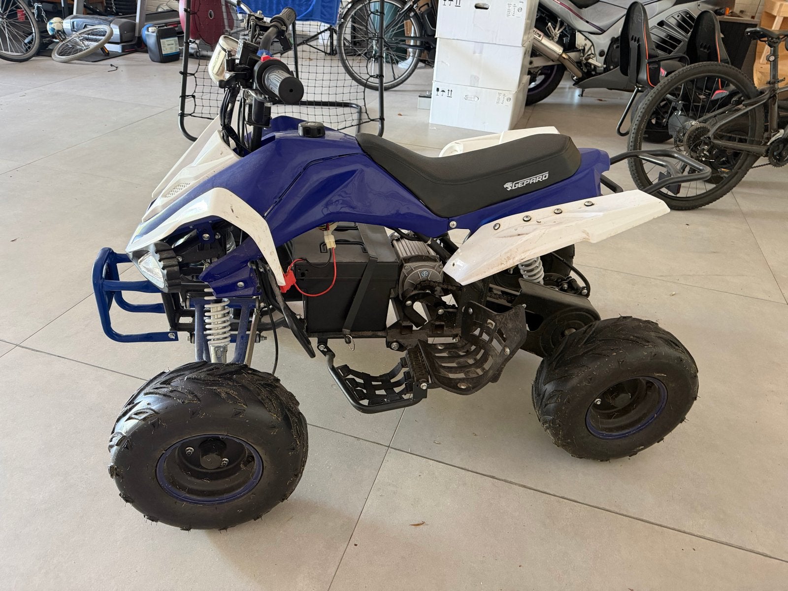 Gepard Kinderquad - Blauw/Wit - Perfect voor de Jeugd, 1 cilinder, 11 kW of minder