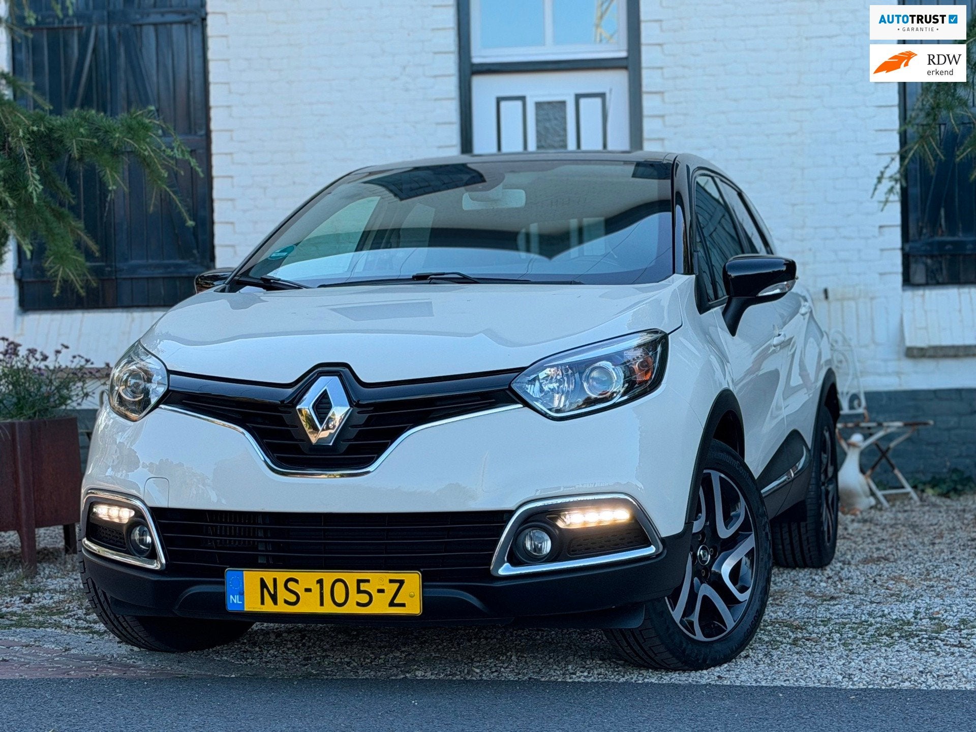 Renault Captur 1.2 TCe Dynamique|Automaat|Camera|Dealer onde, Dealer onderhouden, 4 cilinders, Wit, SUV of Terreinwagen