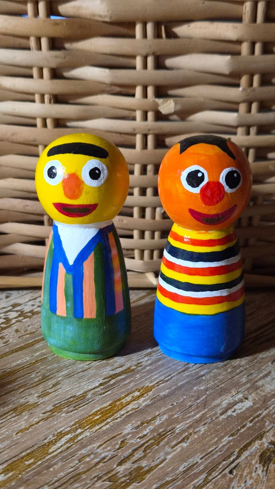 Bert en Ernie handgeschilderde houten poppetjes, Verzamelen, Ophalen of Verzenden, Zo goed als nieuw