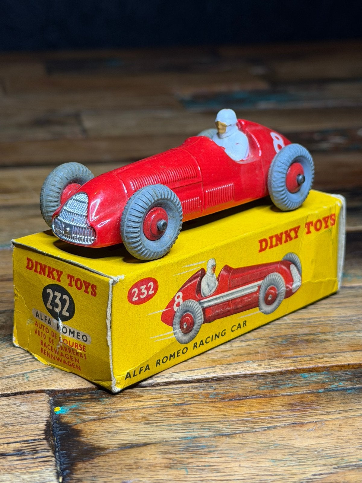 Dinky Toys 232 Alfa Romeo Racing Car nr. 8 – near mint, Hobby en Vrije tijd, Ophalen of Verzenden, Zo goed als nieuw, Auto, Dinky Toys