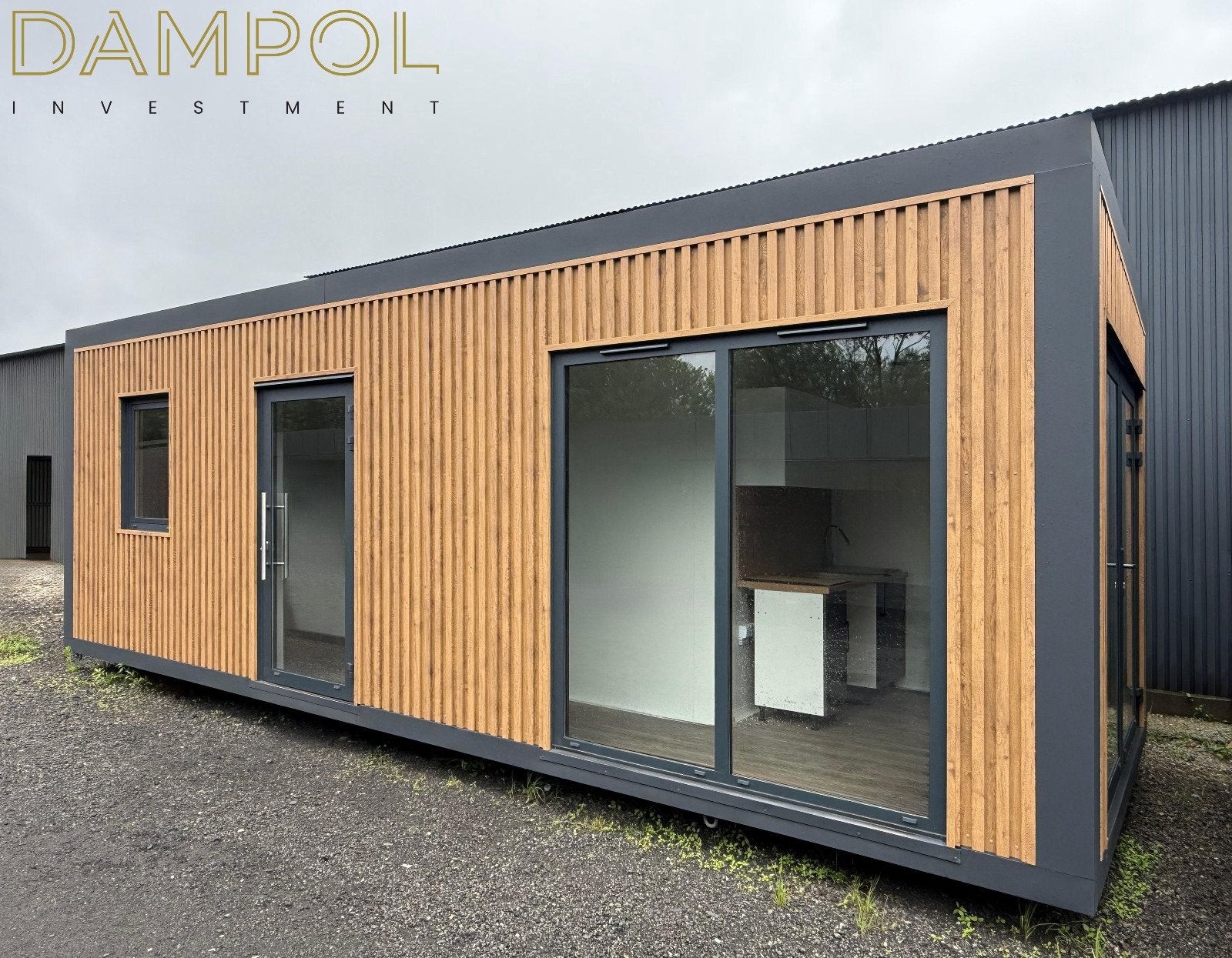 Foto 2 van LUXE KANTOOR/WOONUNIT 8x3M COMPLEET– NOG BIJ FABRIKANT
