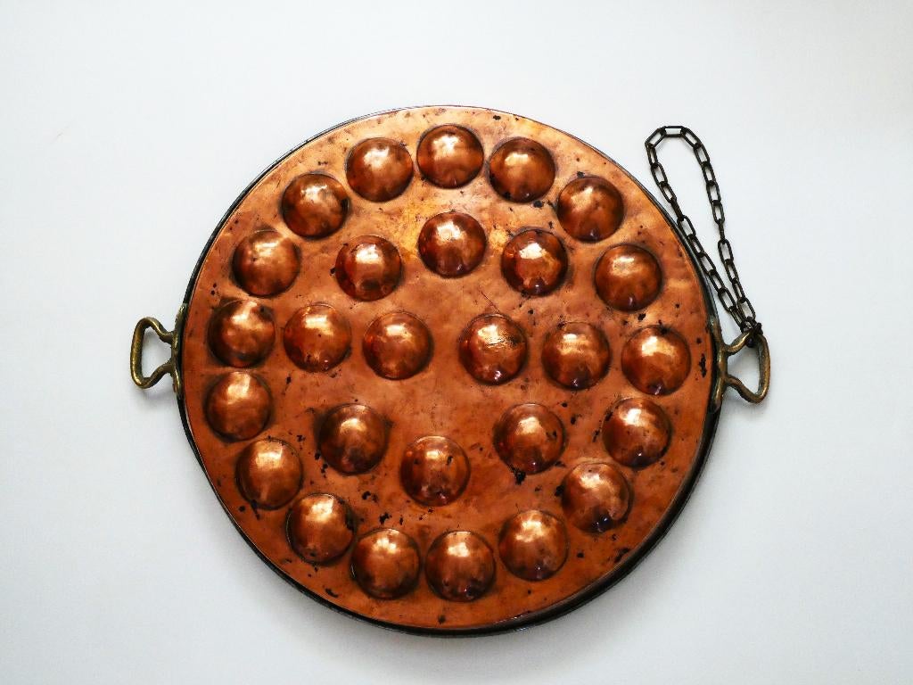 Grote antieke roodkoperen poffertjespan pan van ca. 1900, Antiek en Kunst, Ophalen of Verzenden, Koper