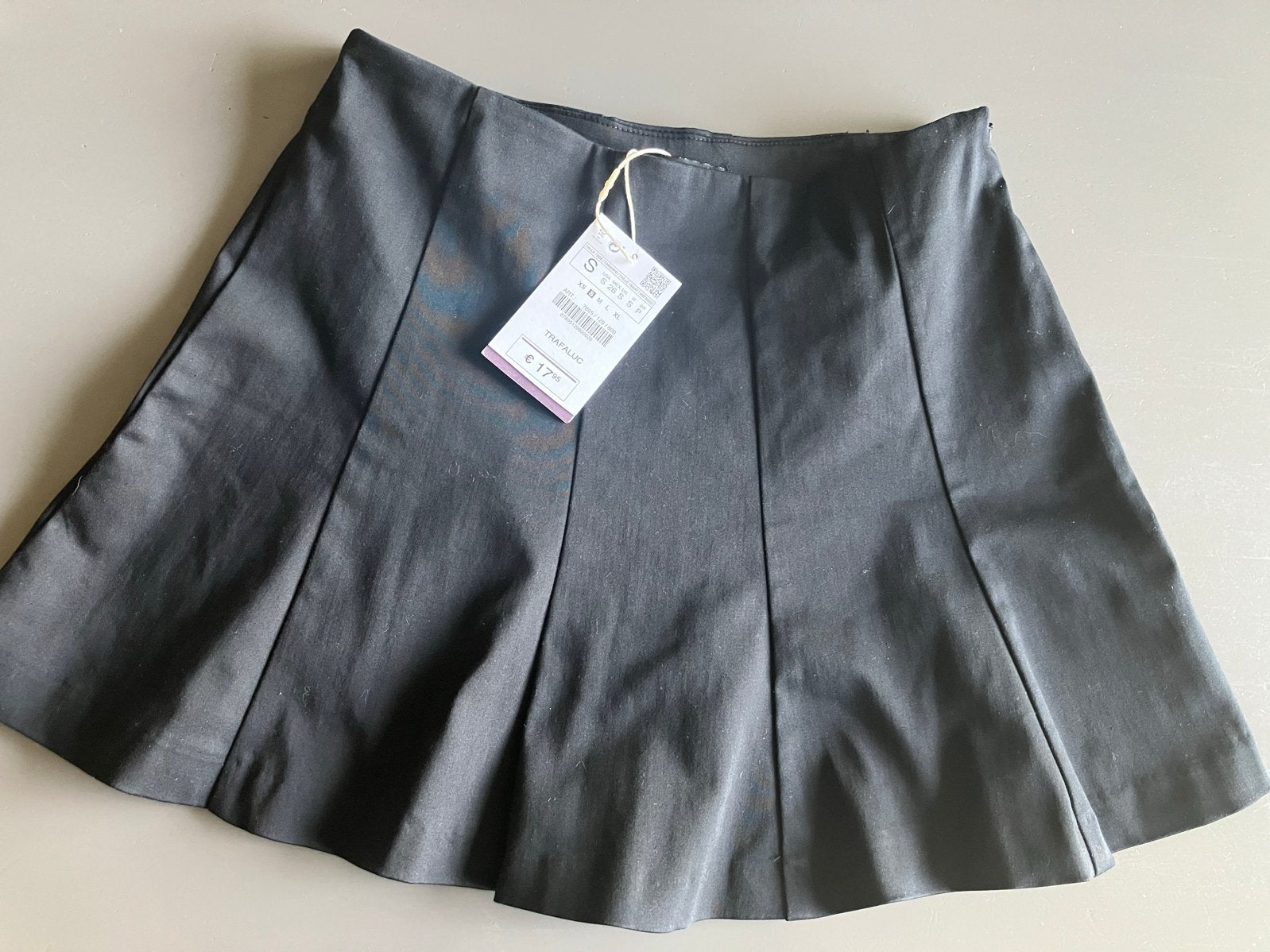 Zwarte Zara Trafaluc mini-rok, maat S, Kleding | Dames, Zwart, Nieuw, Ophalen of Verzenden, Maat 36 (S)