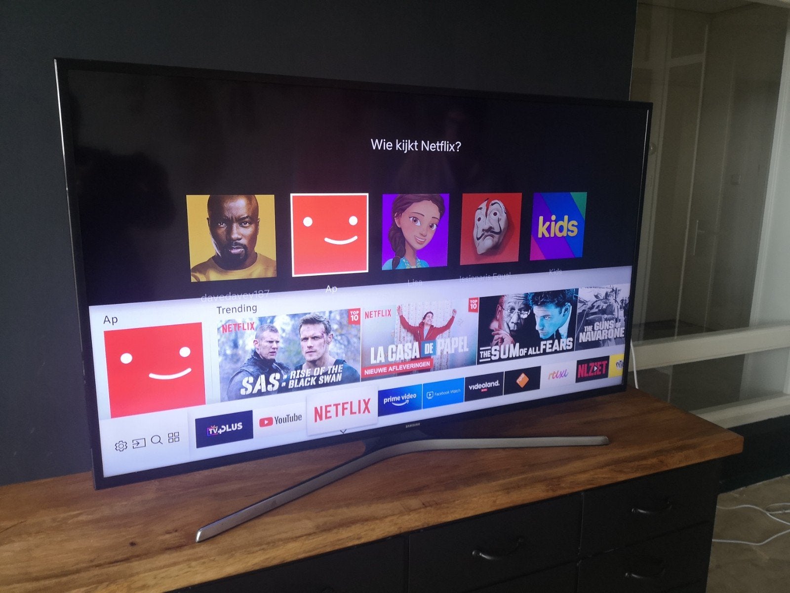 43 inch Samsung 4k UHD smart tv., Ophalen, Samsung, 100 cm of meer, 4k (UHD)