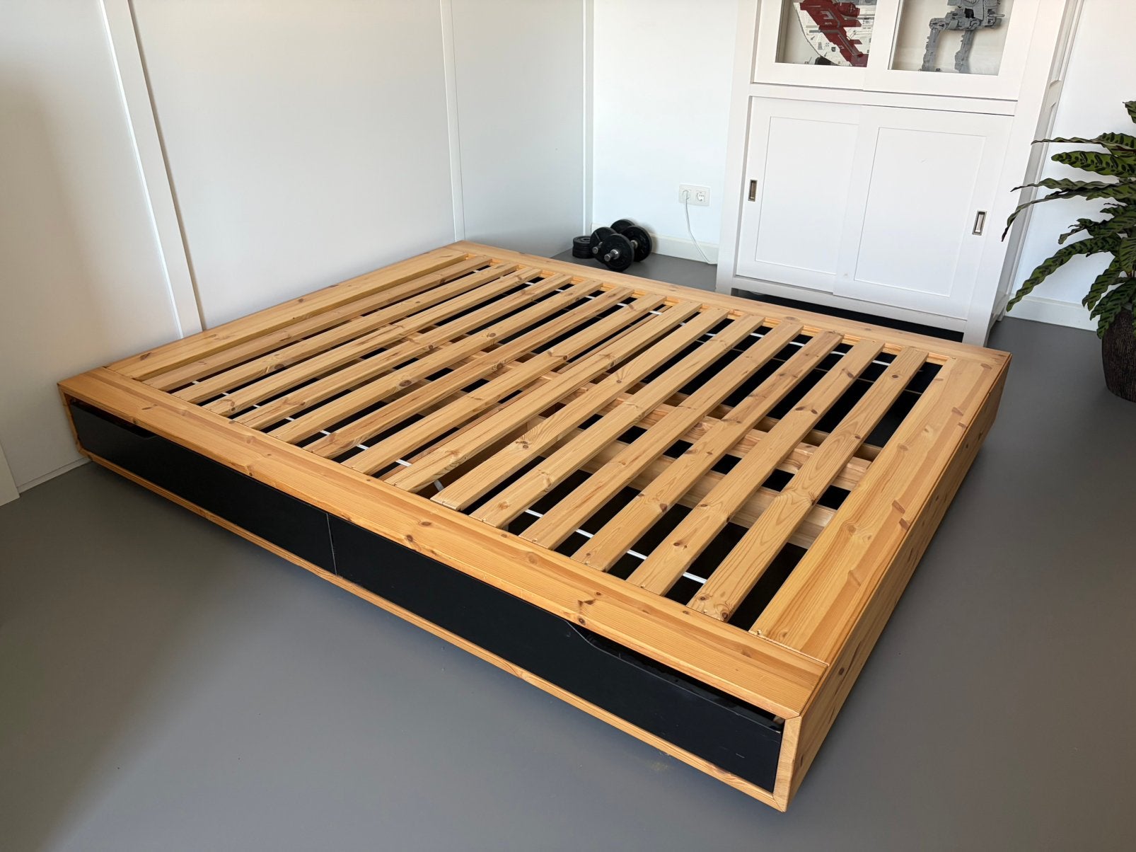IKEA MANDAL bedframe 160x200cm, Ophalen, Gebruikt, Zwart, Tweepersoons