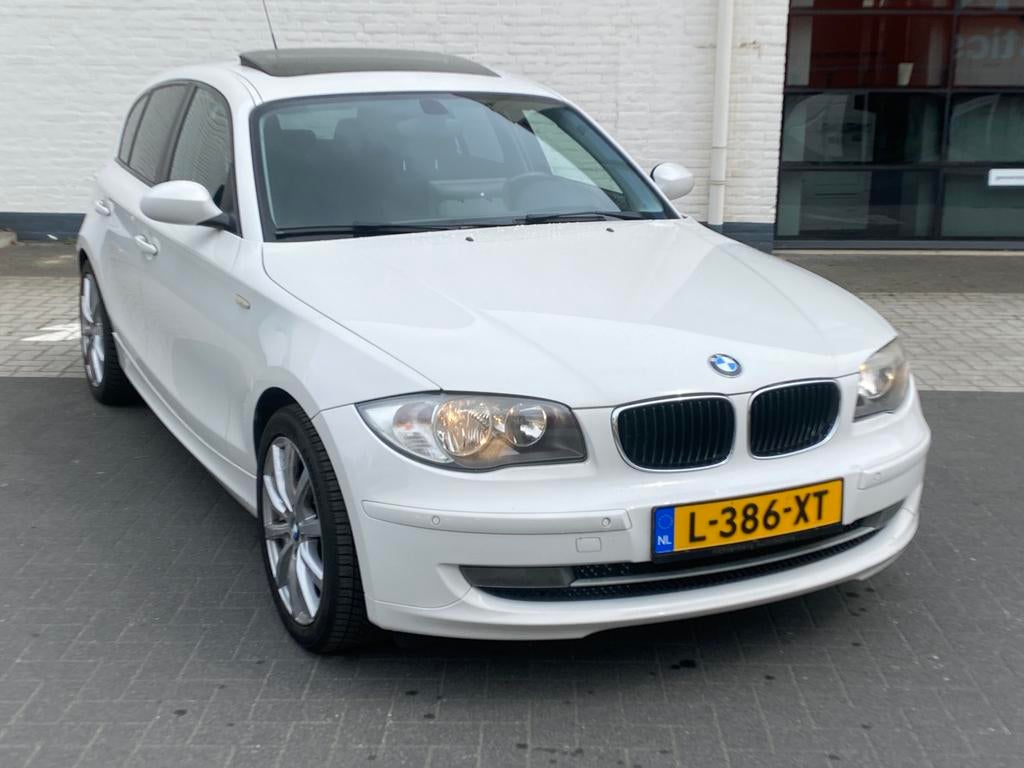 BMW 1-Serie 1.6 116I 5DR 2008 Wit /Dakje/Carplay/, 1-Serie, 4 cilinders, 1200 kg, Particulier