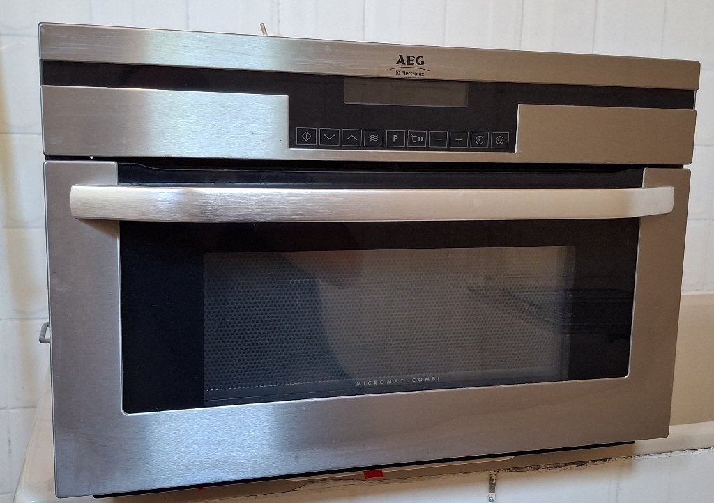 AEG Micromat Combi Magnetron Oven Grill KB9810E-m, Witgoed en Apparatuur, Ovens, Ophalen, Minder dan 45 cm, Gebruikt, AEG