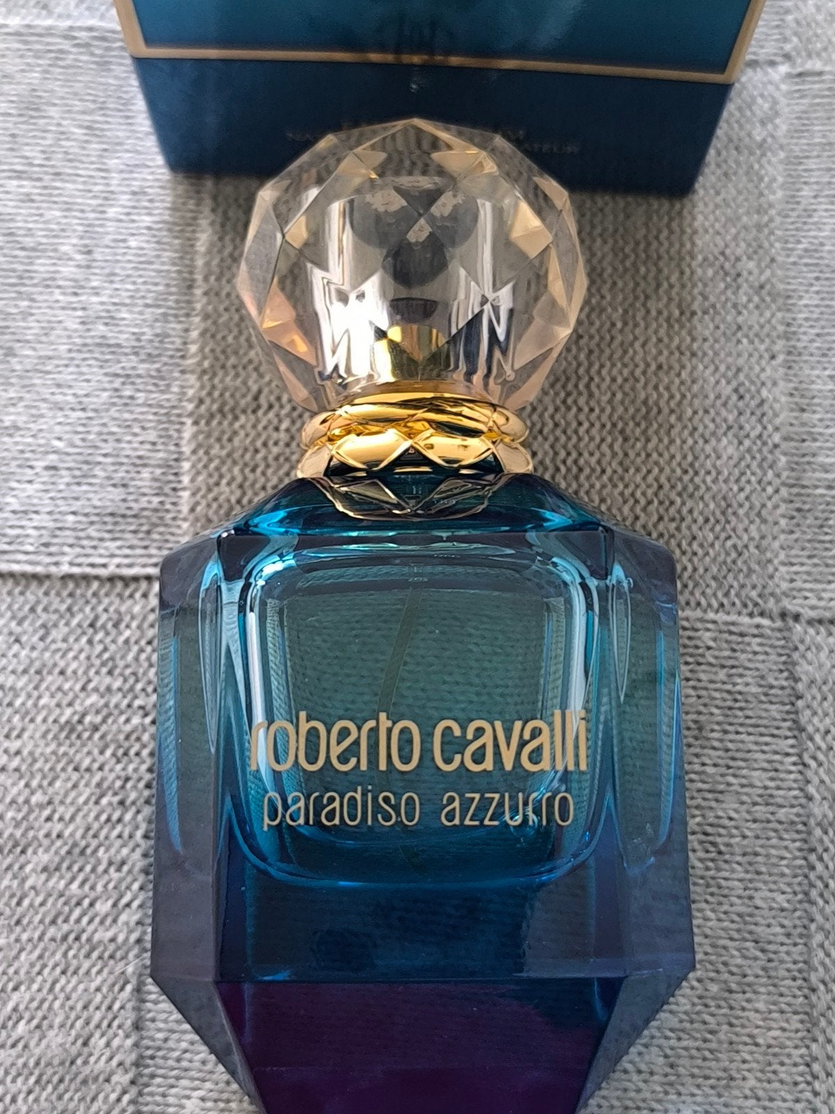 Roberto Cavalli Paradiso Azzurro Eau de Parfum 50ml, Verzenden, Zo goed als nieuw