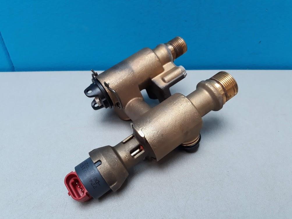 Retour aansluitblok Nefit Proline HRC 24 7746900467, Doe-het-zelf en Verbouw, Verwarming en Radiatoren, Niet ingevuld, Gebruikt