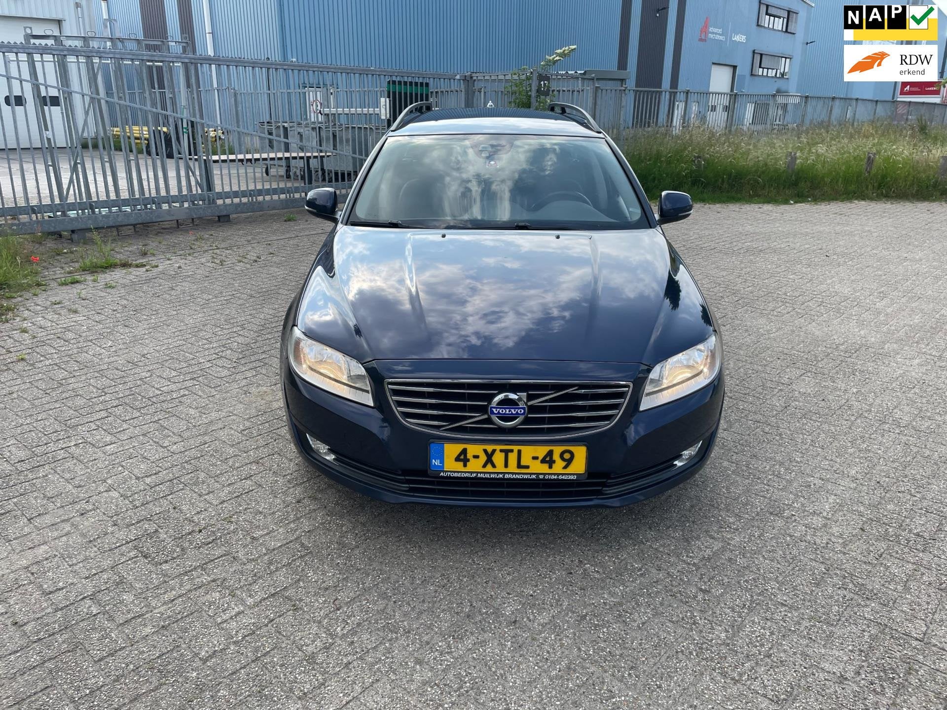 Volvo V70 2.0 D4 Kinetic, Voorwielaandrijving, Euro 6, 4 cilinders, Blauw